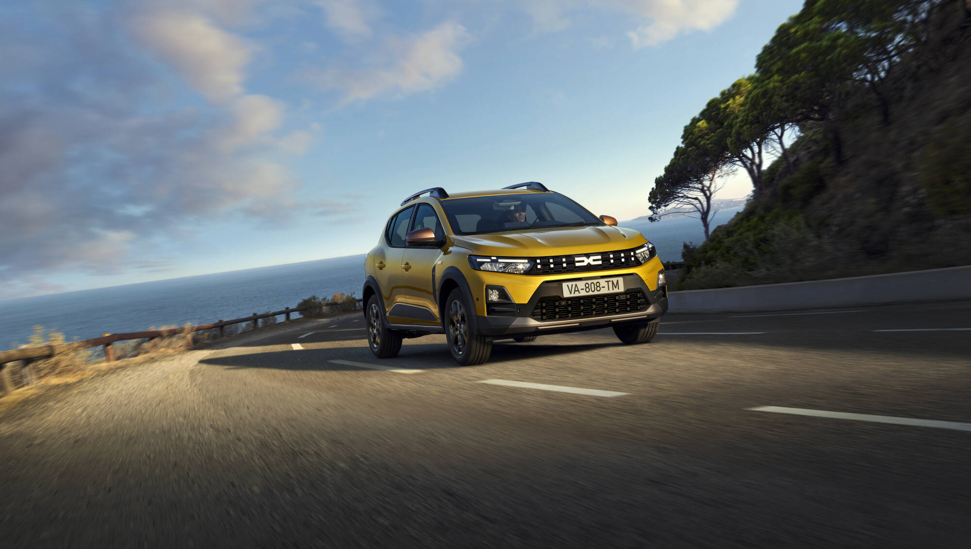 NUOVA SANDERO STREETWAY E NUOVA SANDERO STEPWAY
